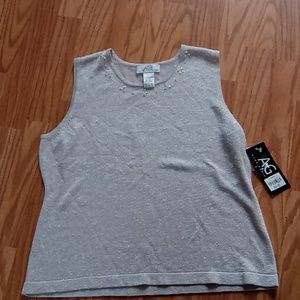 NWT AGB Byer California Size L Silver threads Holiday Top Sleeveless